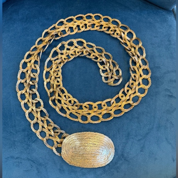 Vintage Gold Braided Wire Chain Belt - Picture 2 of 4